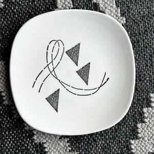 𝓢𝓲𝔁 EDWIN KNOWLES Flair Pattern Bread & Butter Plates